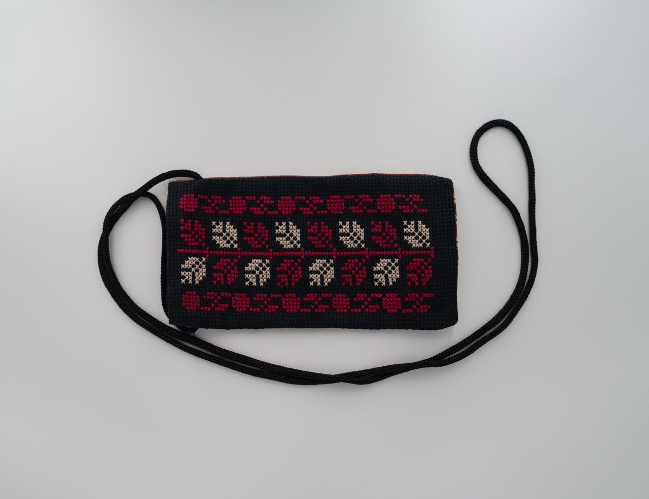 Handmade tatreez small phone bag